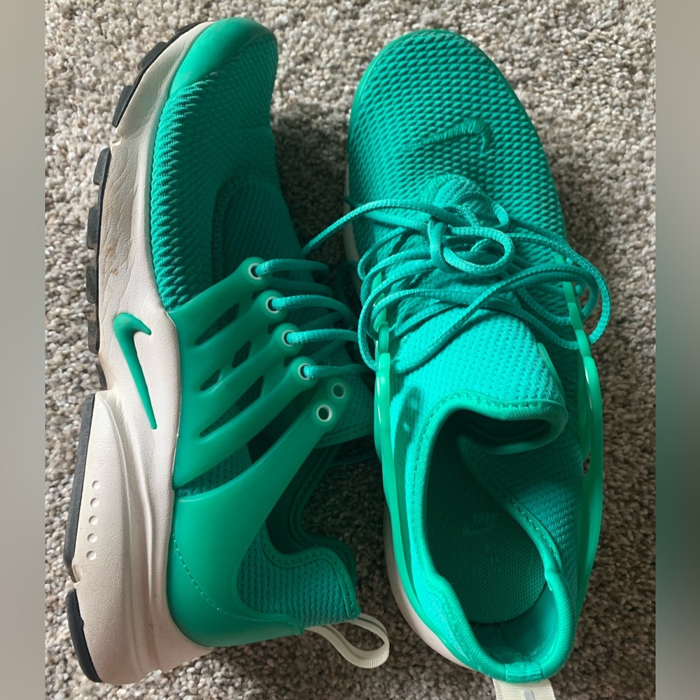 NIKE Air presto “clear emerald” size 8